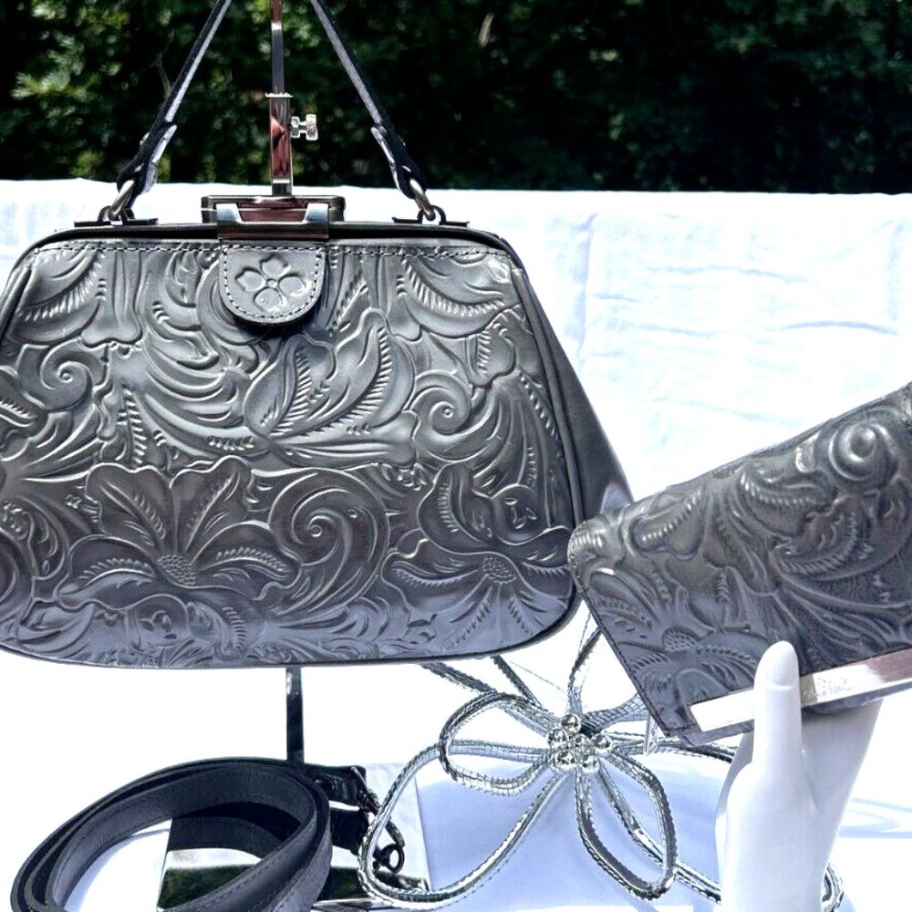 Grey Patricia Nash Smoked Gracchi Satchel, w/ matching Wallet, EUC